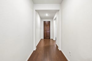 Seven Oaks Ln-S1505-005.jpg