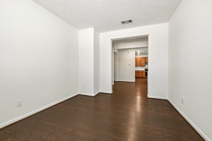 Seven Oaks Ln-S1505-014.jpg