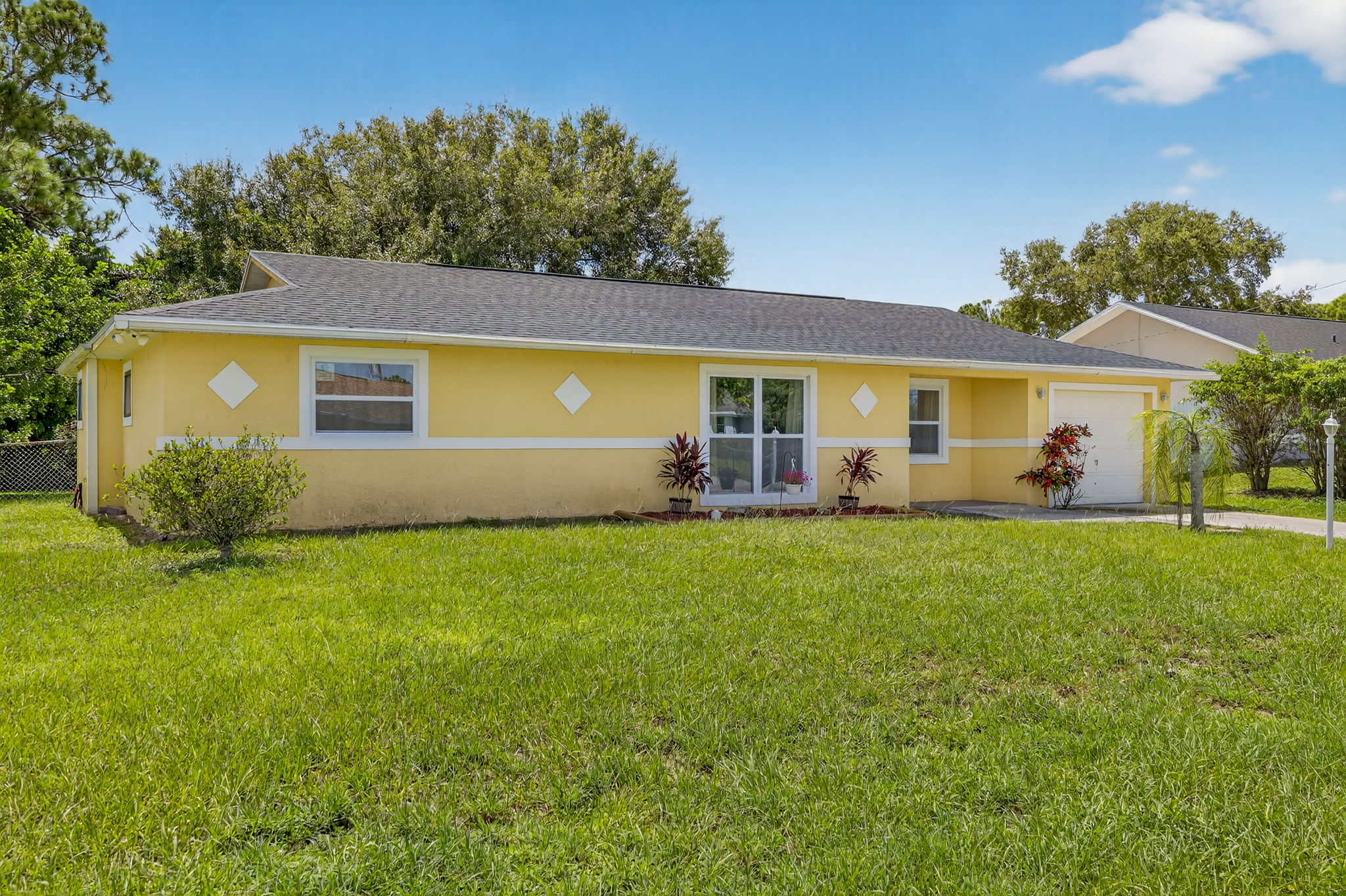 Front Exterior 3 of 4