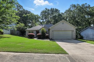 Short-Term Rentals real estate media in Little Rock, Arkansas by Avery & Bryant