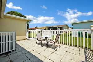 Fenced Back Patio