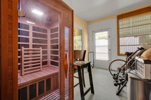 Florida Room w/Sauna