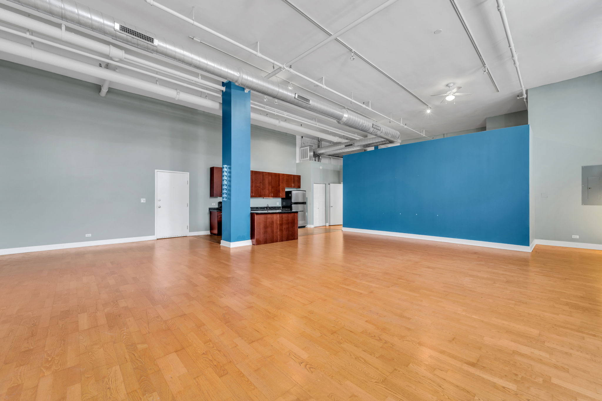 4807 S Ashland Ave, Chicago, IL 60609, USA Photo 11