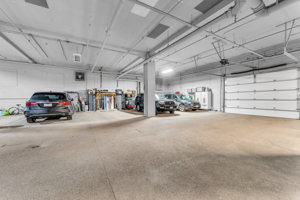 4807 S Ashland Ave, Chicago, IL 60609, USA Photo 17