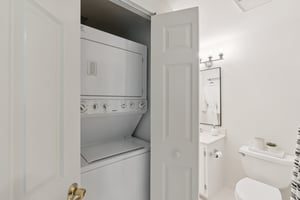 In Unit Washer/Dryer