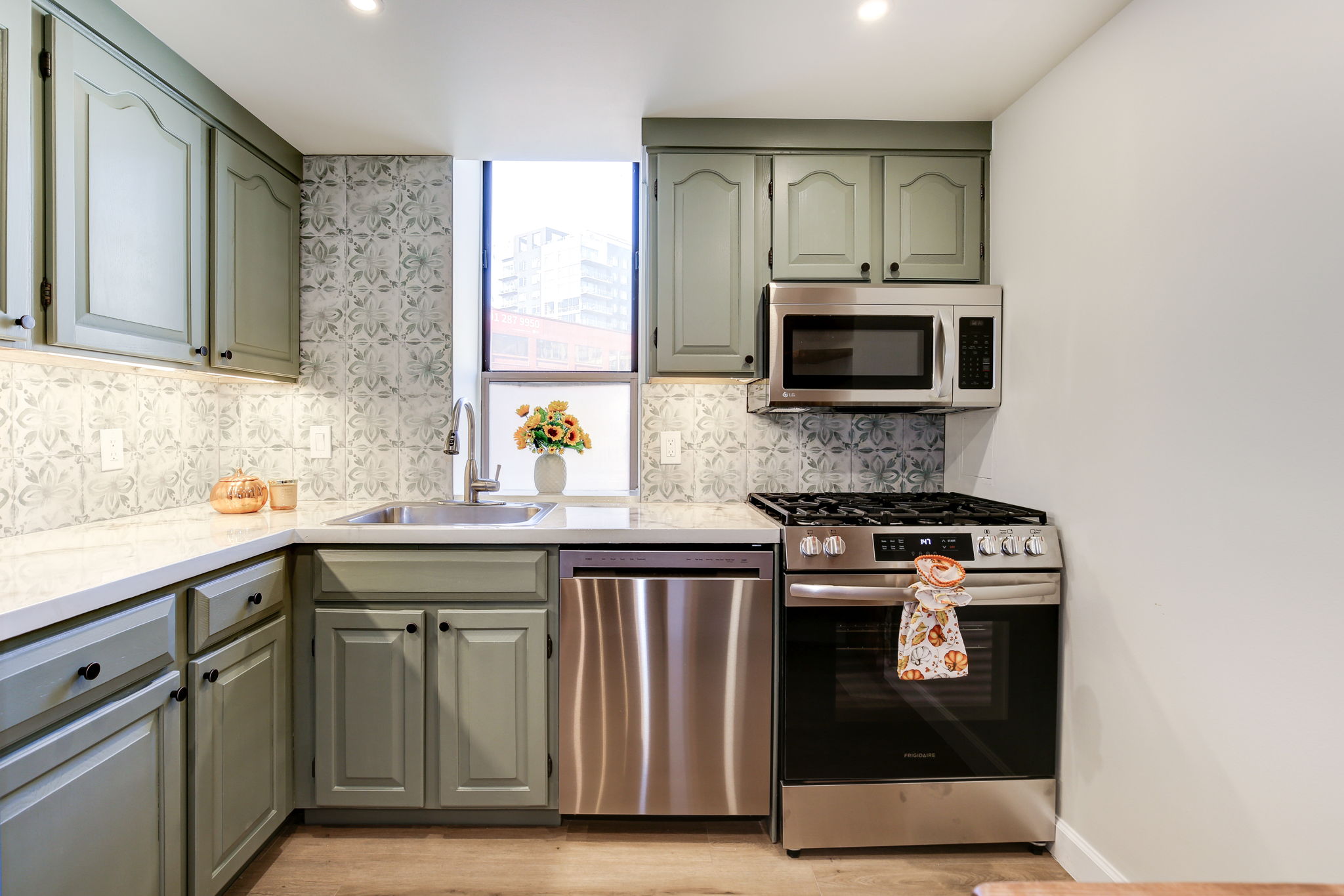 4808 Moorland Ln unit 711 Bethesda MD 20814_015