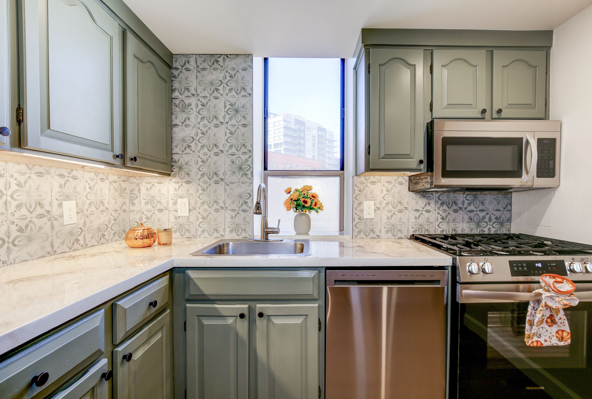 4808 Moorland Ln unit 711 Bethesda MD 20814_017