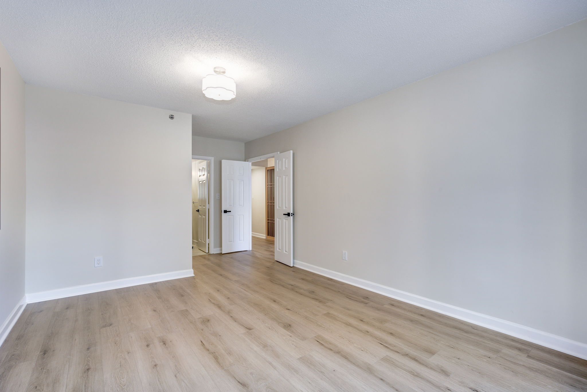 4808 Moorland Ln unit 711 Bethesda MD 20814_021