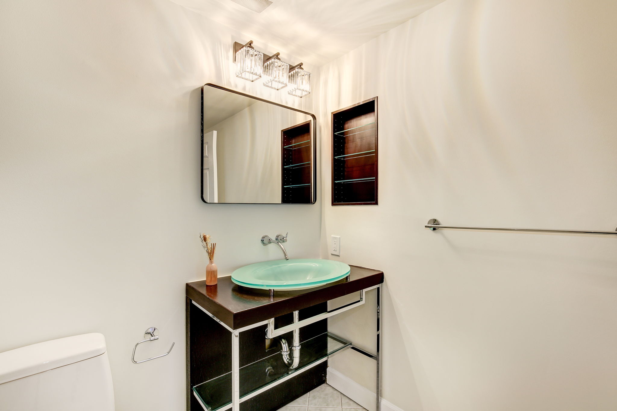 4808 Moorland Ln unit 711 Bethesda MD 20814_025