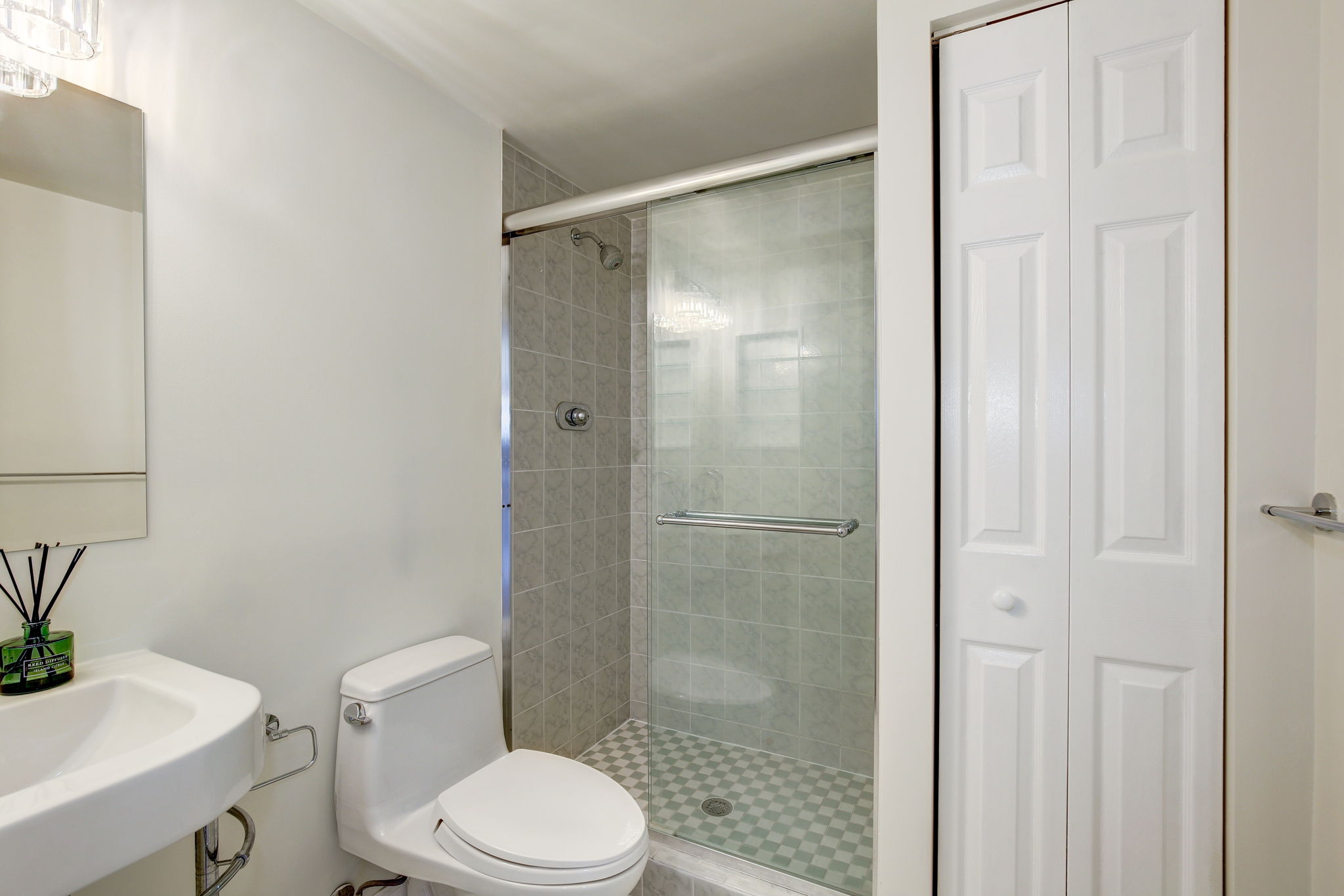 4808 Moorland Ln unit 711 Bethesda MD 20814_031