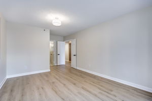 4808 Moorland Ln unit 711 Bethesda MD 20814_021