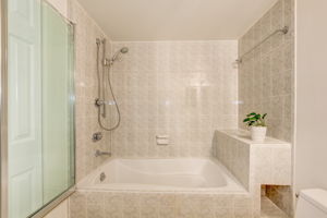 4808 Moorland Ln unit 711 Bethesda MD 20814_024