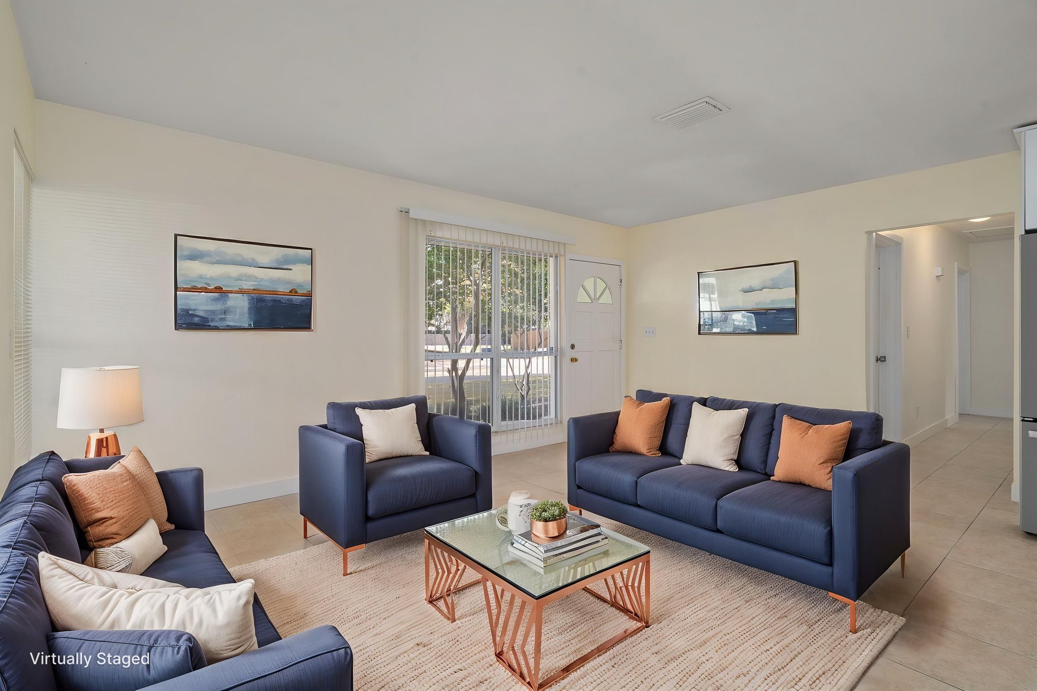 SP_1035 virtually staged.jpeg