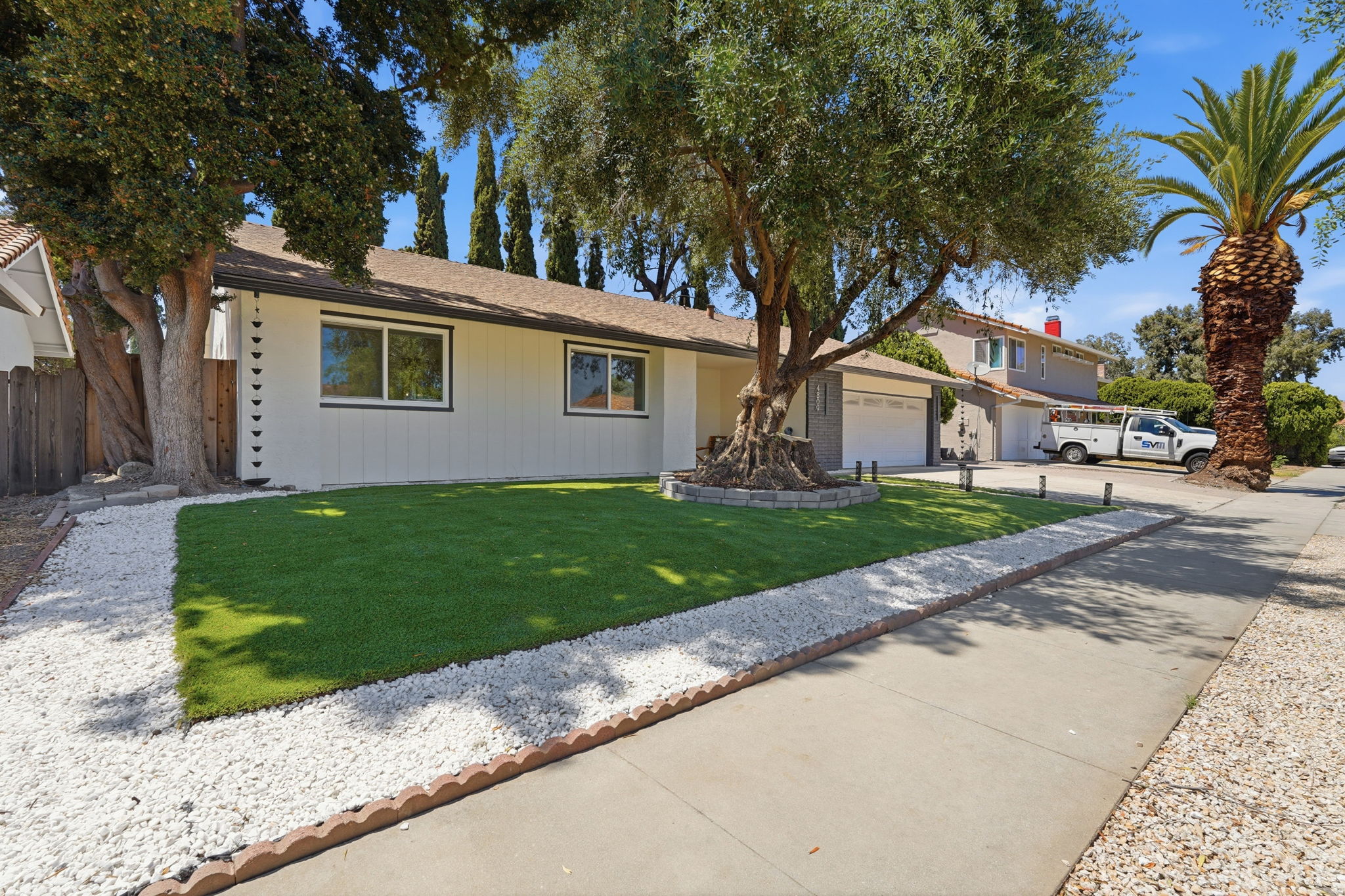 003_F8_4809 Rue Orleans Ct