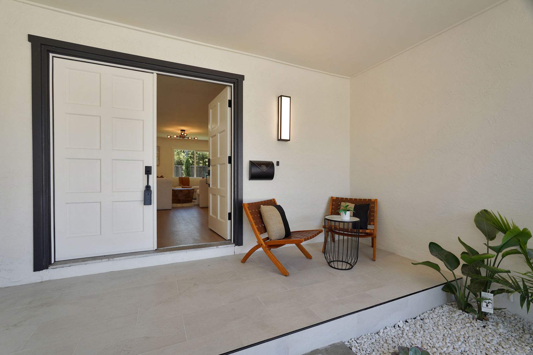 005_F8_4809 Rue Orleans Ct