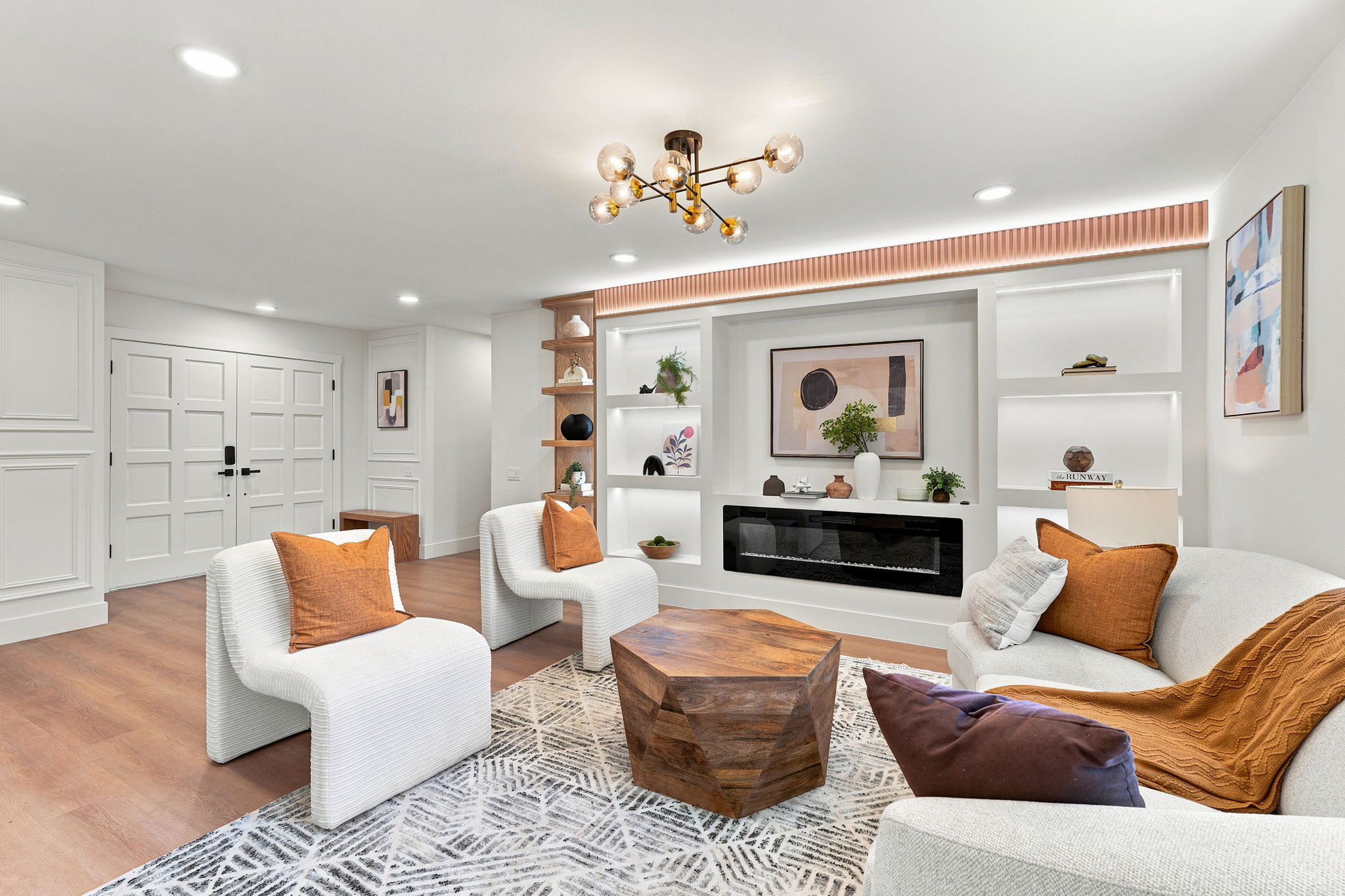 008_F8_4809 Rue Orleans Ct
