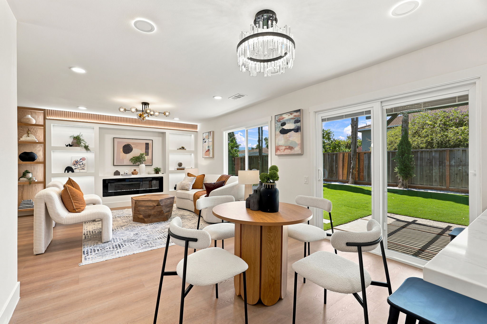 013_F8_4809 Rue Orleans Ct