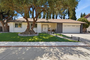 001_F8_4809 Rue Orleans Ct