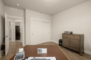  Photo 24