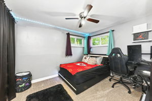  Photo 31