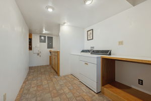 Photo 39