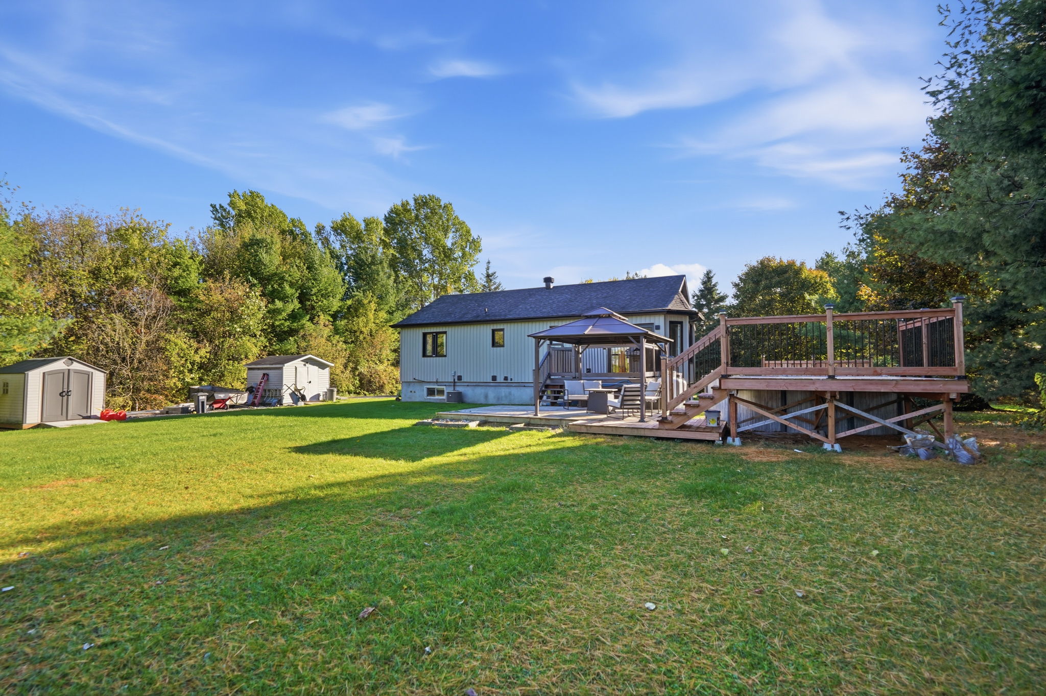  Photo 35