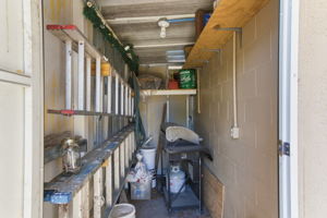  Photo 35