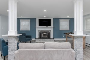 FamilyRoom-1