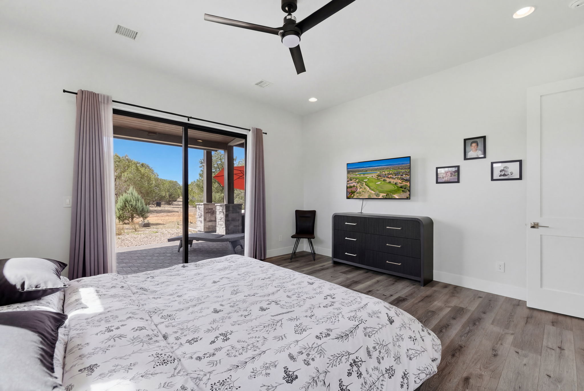 Primary Bedroom 2 TV