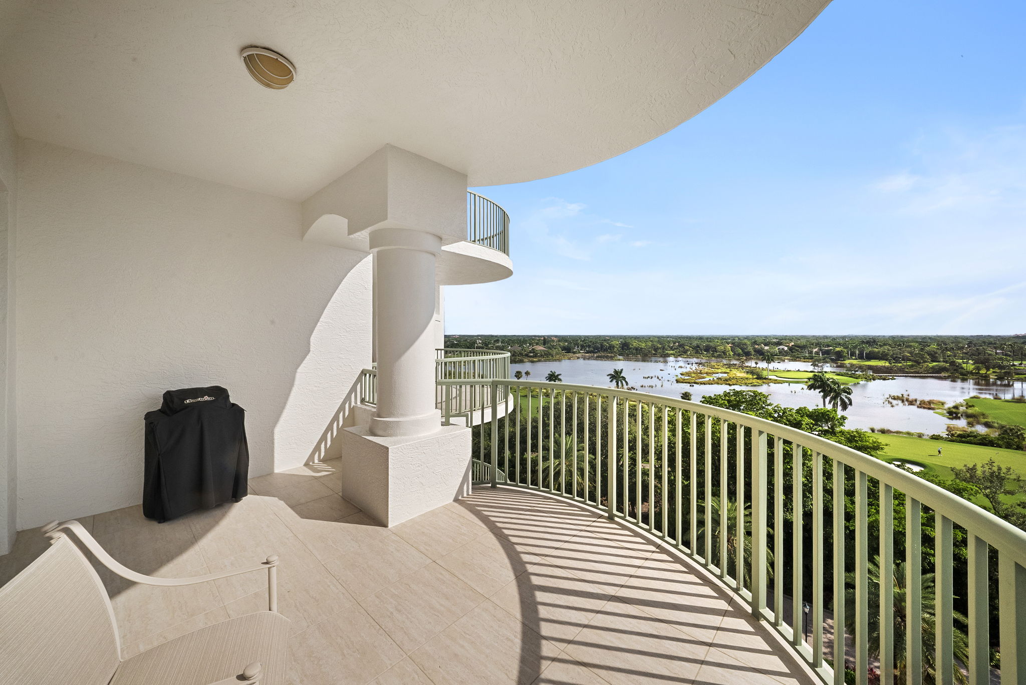  Photo 51