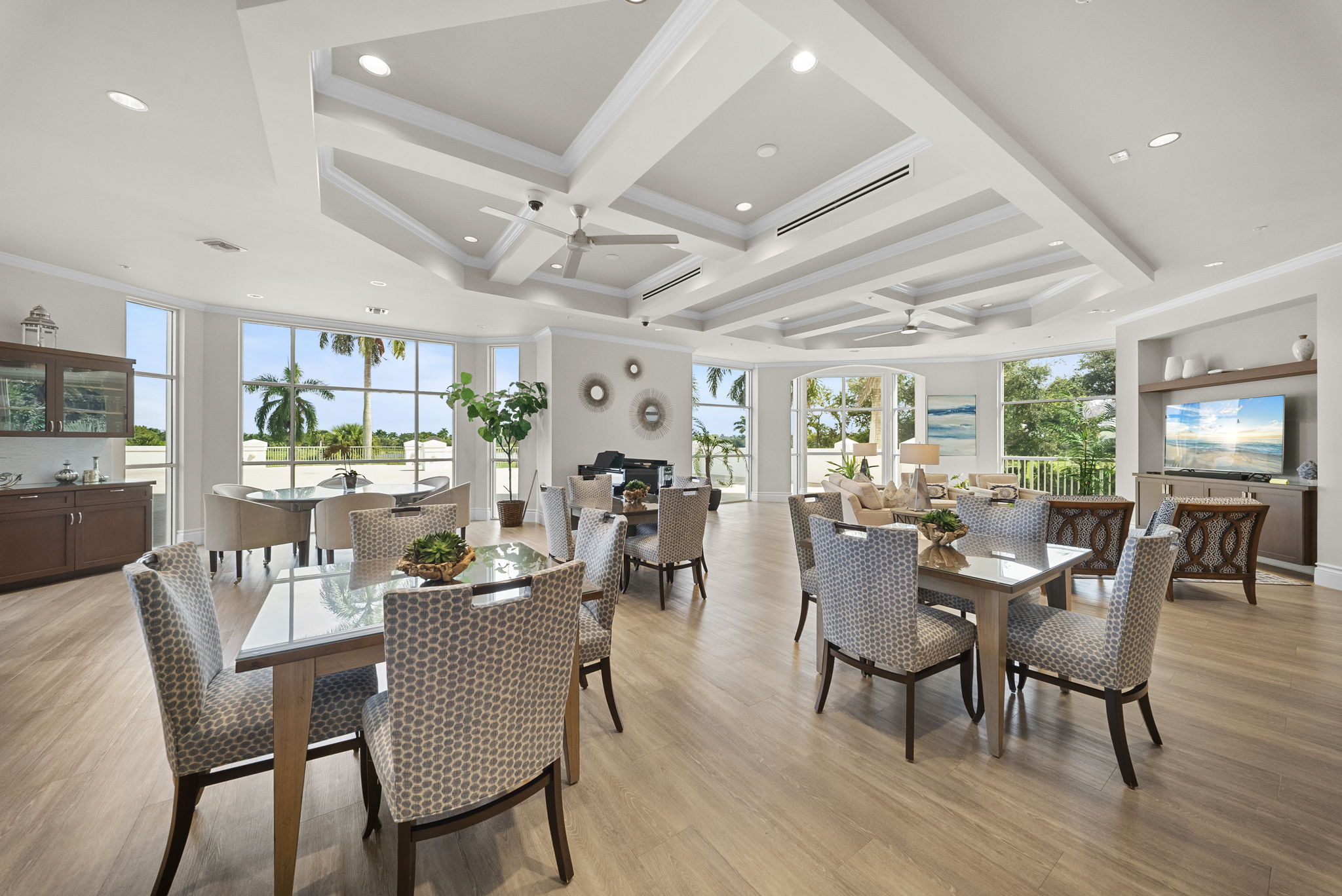 Photo 67