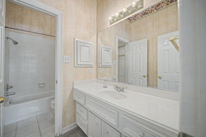  Photo 43