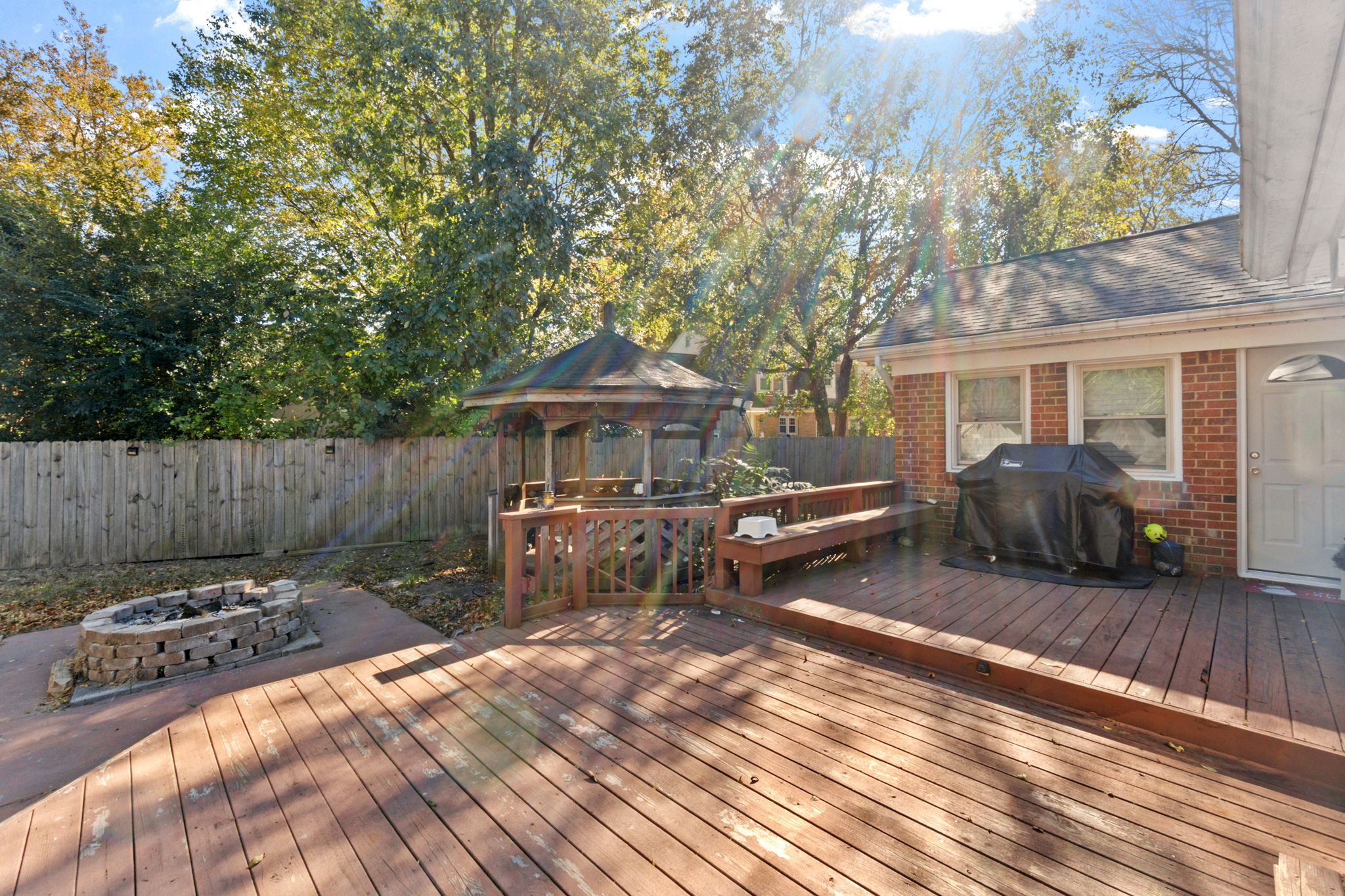  Photo 46