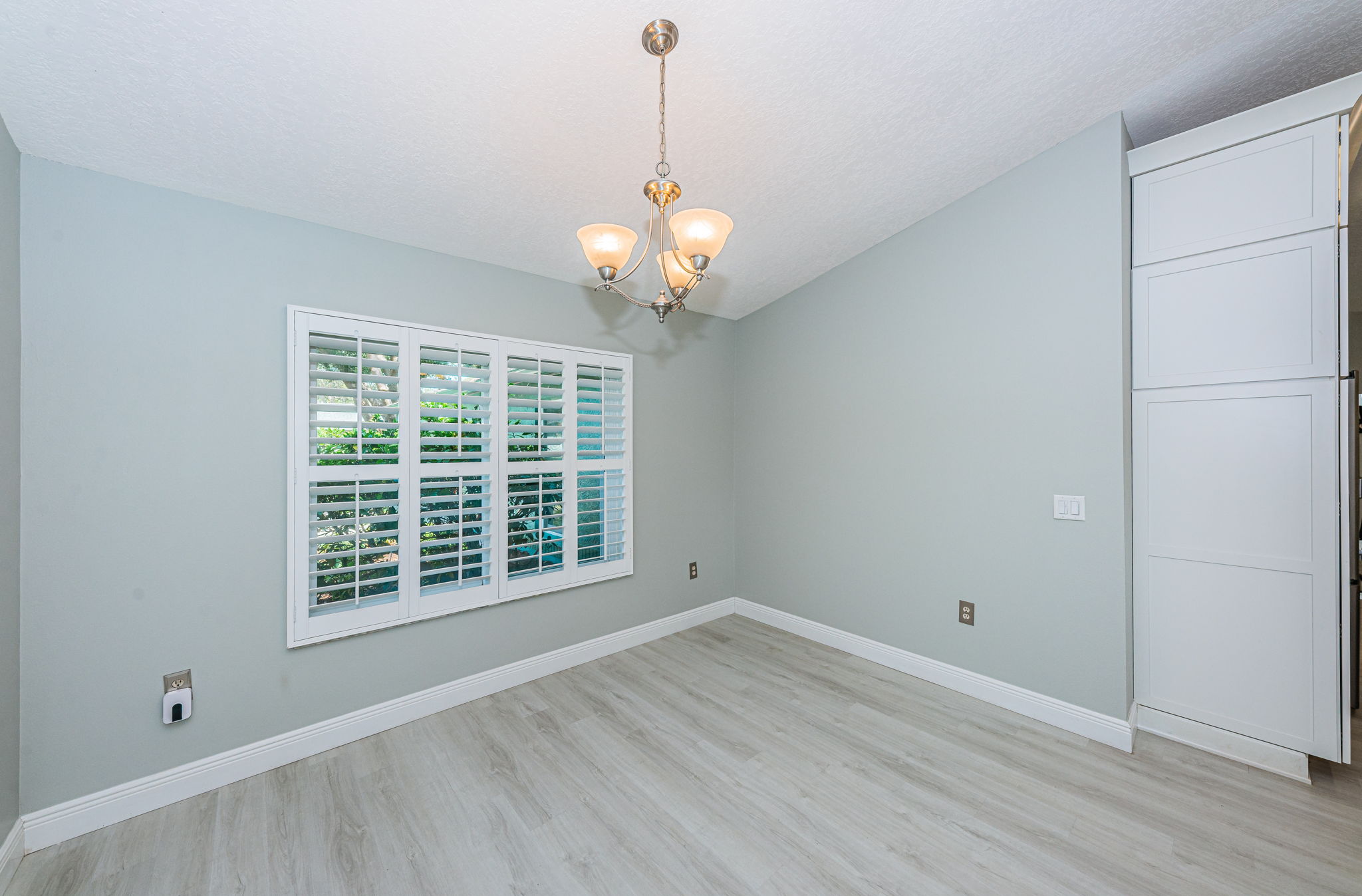 Dining Room2