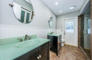 Bathroom2a