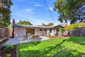 038_F8_4814 Clydelle Ave