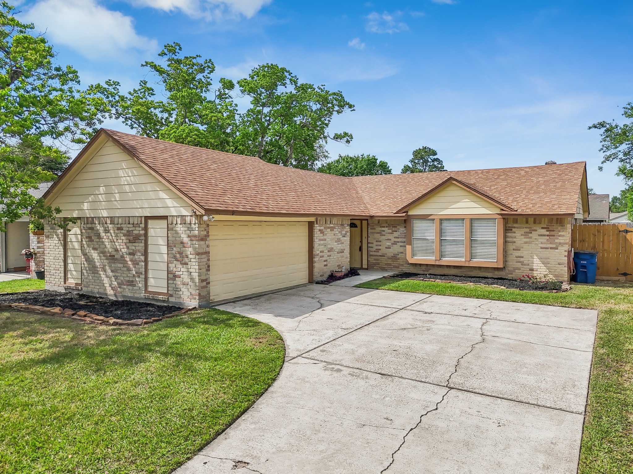 Rivertree Ln-1804-038.jpg