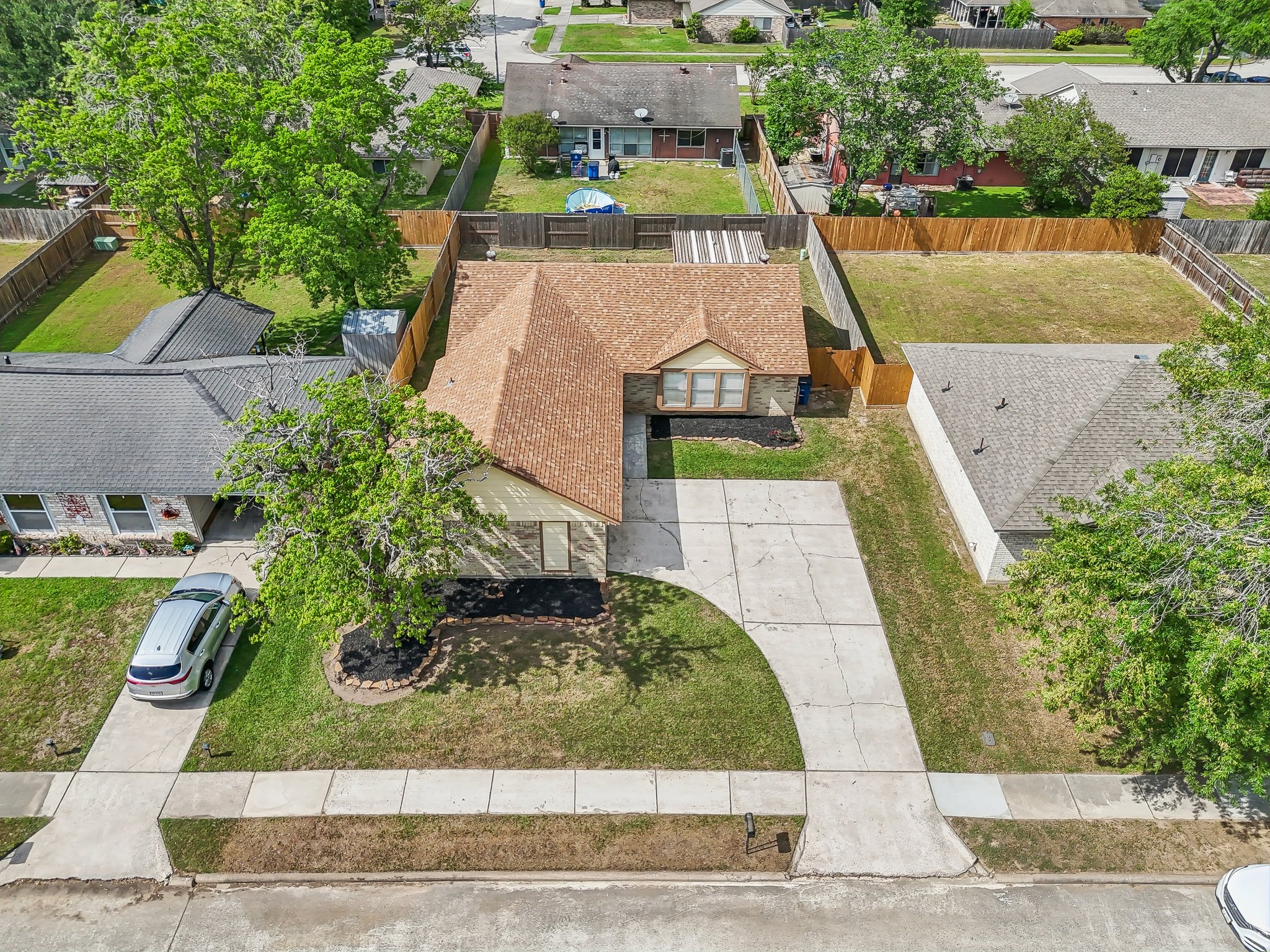 Rivertree Ln-1804-040.jpg