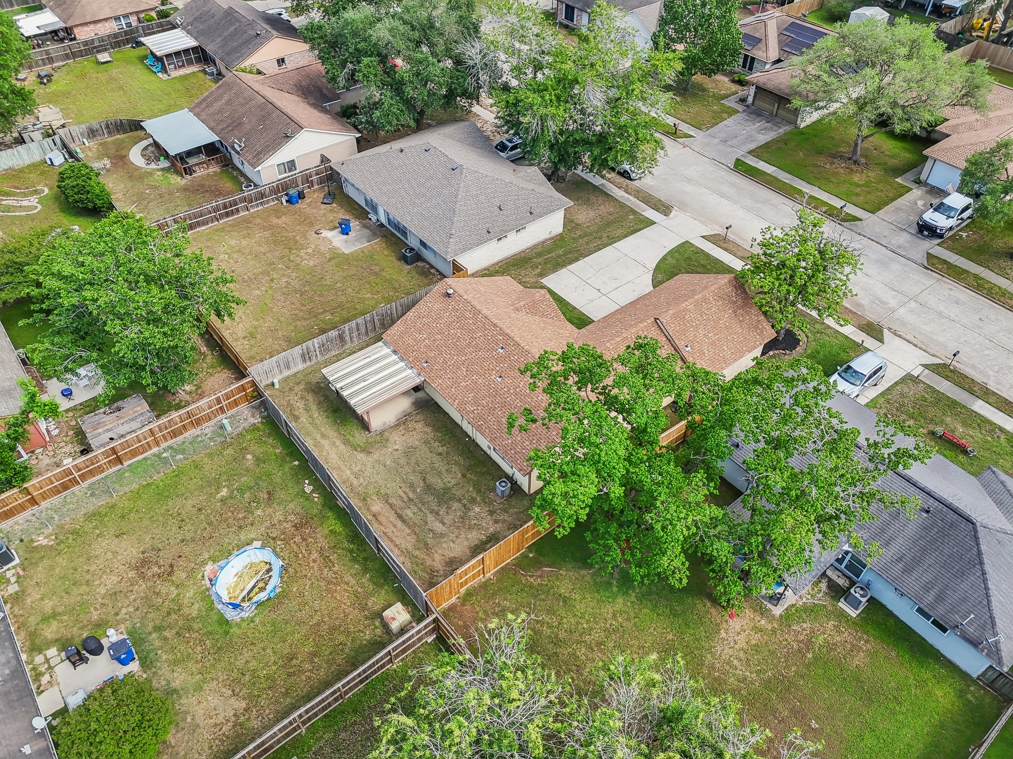 Rivertree Ln-1804-044.jpg