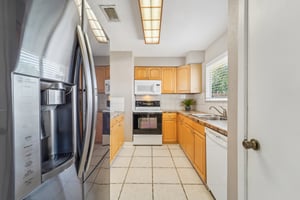 Rivertree Ln-1804-012.jpg