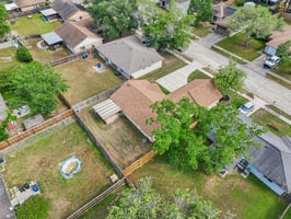 Rivertree Ln-1804-044.jpg