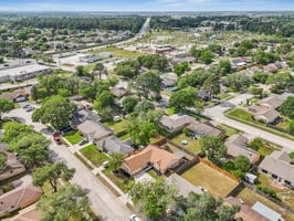 Rivertree Ln-1804-049.jpg