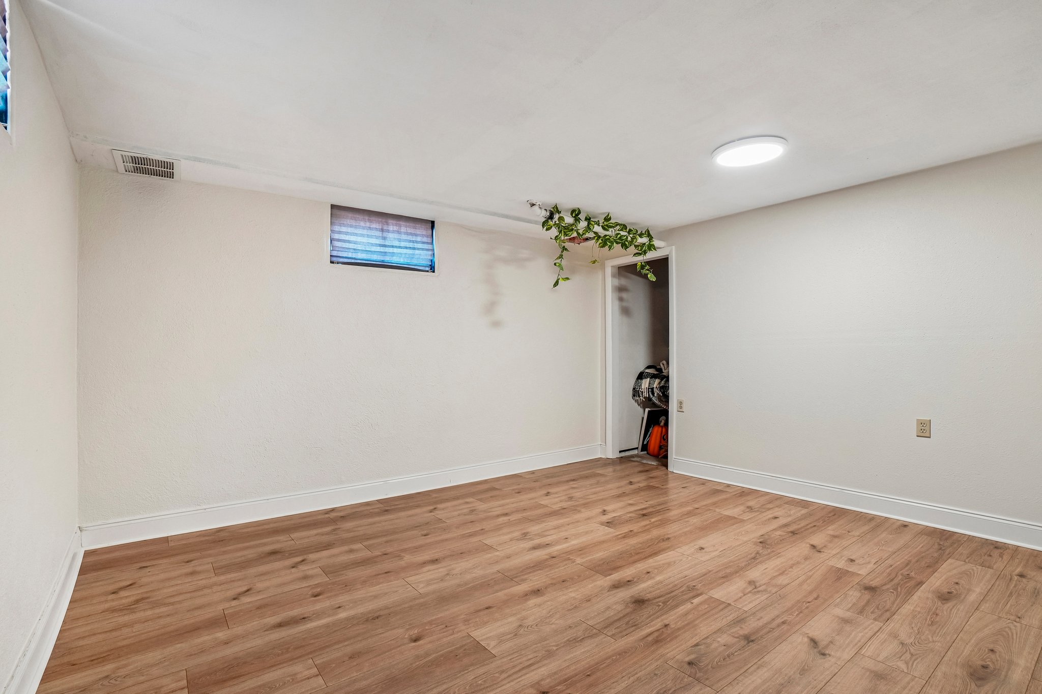 S Logan St-S2506-015.jpg