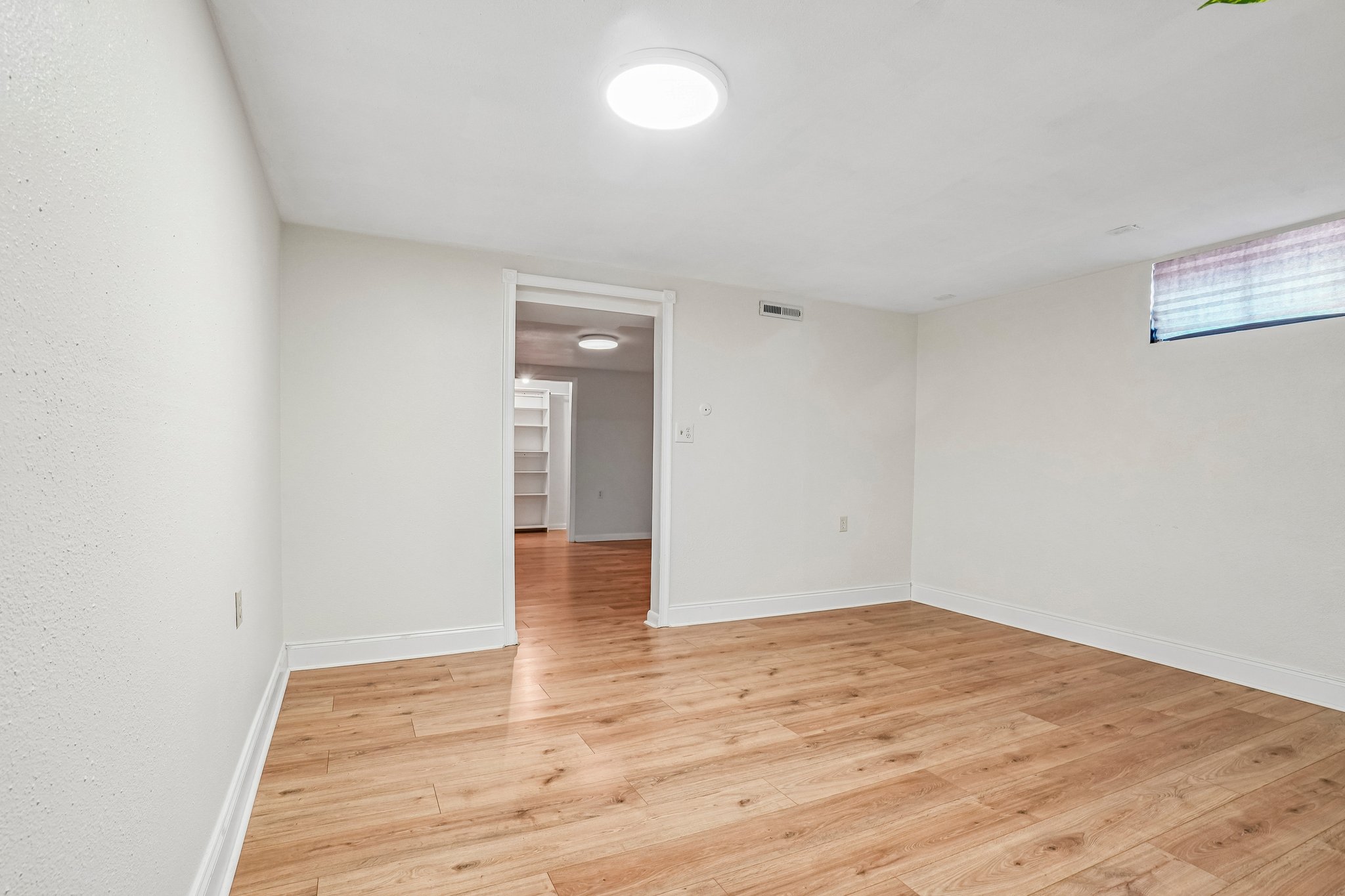 S Logan St-S2506-016.jpg