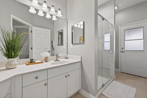 Guest Bathroom 1 of 2