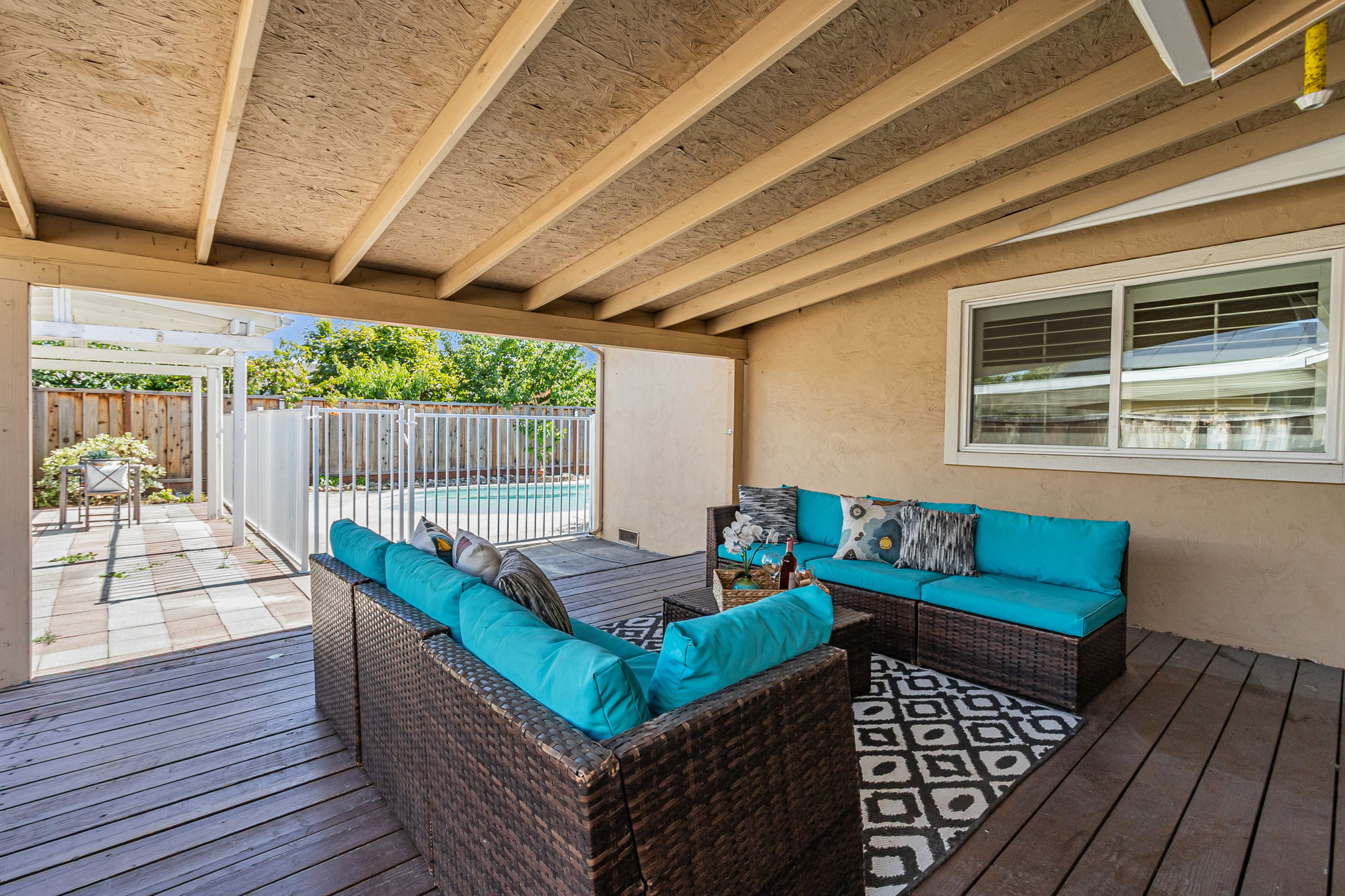 034_482 Calero Ave 