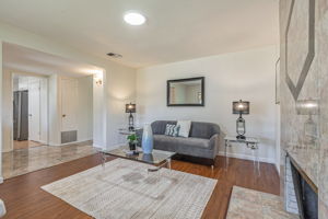 010_482 Calero Ave 