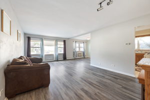 4820 Conrad St, Skokie, IL 60077, USA Photo 1