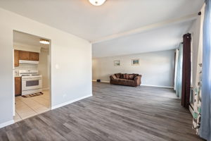 4820 Conrad St, Skokie, IL 60077, USA Photo 4