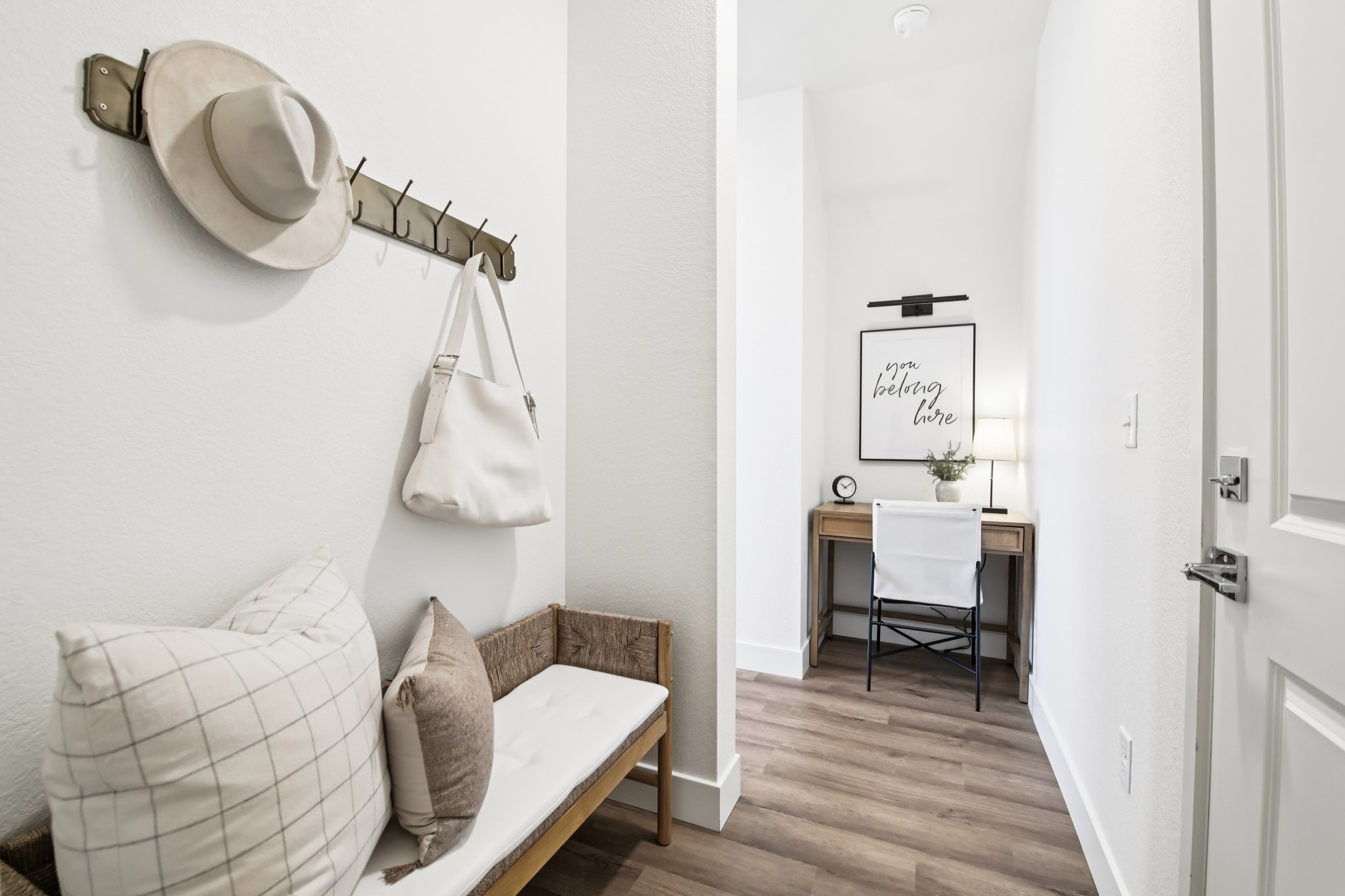 4820 River Roads Dr-S1712-004.jpg